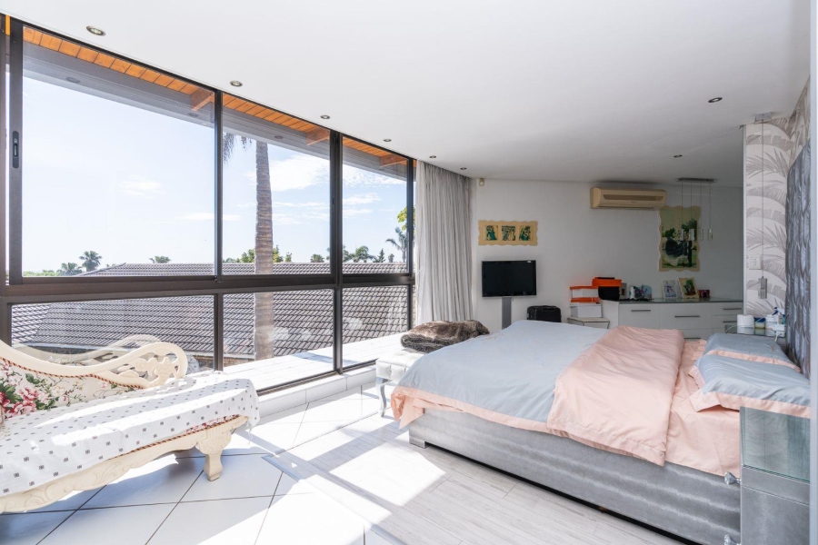 6 Bedroom Property for Sale in Welgelegen Western Cape